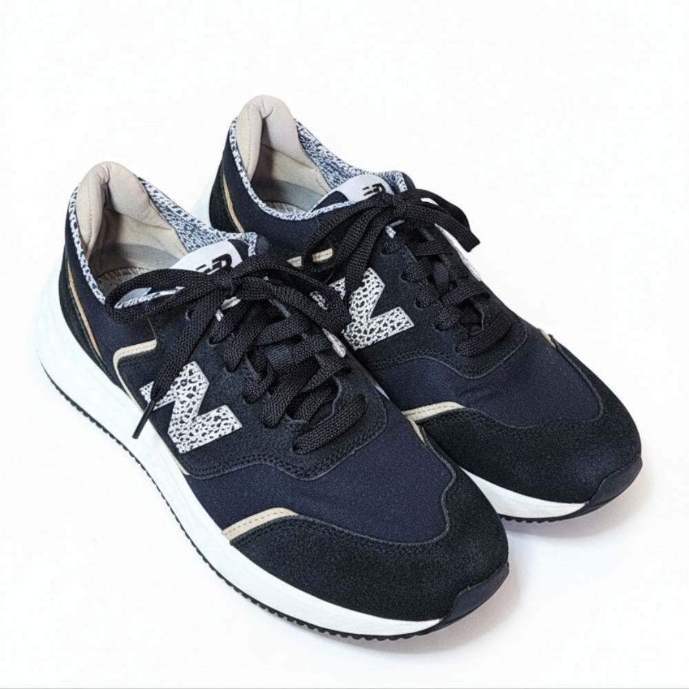 Women’s new balance x70, Black Animal Print size 9.5